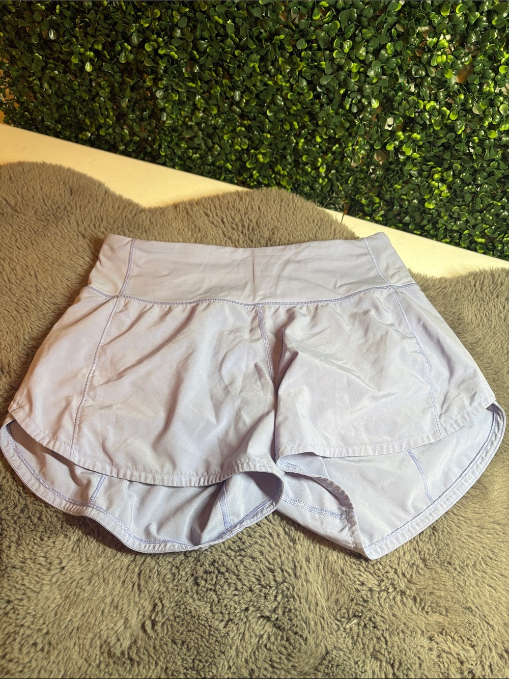 lululemon athletica Light Lavender Athletic Shorts Size 4